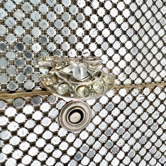 Vintage Purse Silver Mesh 6.5 x 3.5 Clutch Crystal Clasp Whiting & Davis Co - Picture 4 of 10